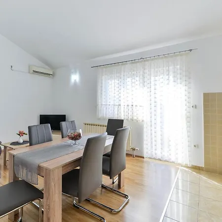Stadion Apartman Zára