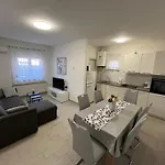 شقة Stadion