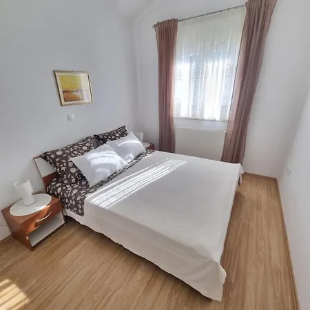 Stadion Apartment *
