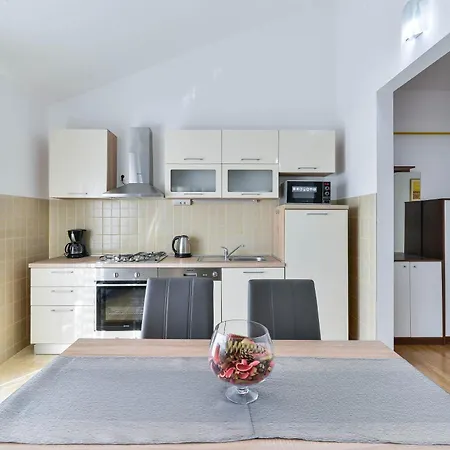 Stadion Apartment *